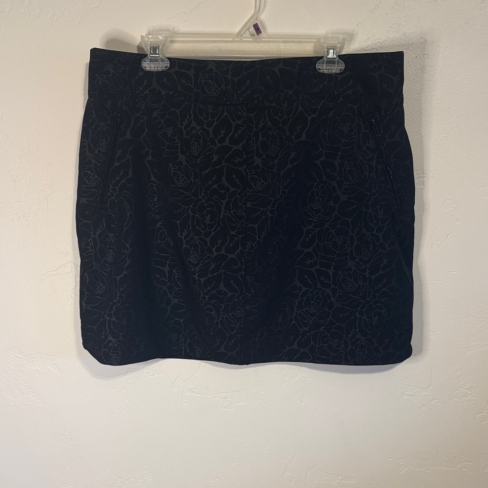 Orvis Midnight Floral Mini Skort